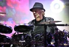 Murió Alan White, el histórico baterista de Yes