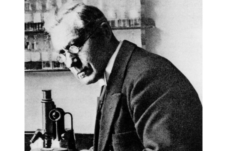El neerlandés Martinus Beijerinck fue uno de los fundadores de la virología
