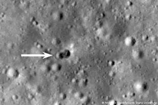 El misterio del cohete que chocó contra la Luna y dejó un impactante doble cráter