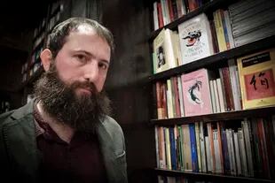 Julián Fuks en la librería Eterna Cadencia, durante su visita a Buenos Aires en 2018 para participar del Filba