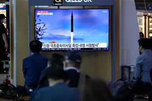 Corea del Norte entra en la carrera por el nuevo misil hipersónico tras una prueba exitosa