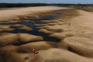 La sequía afectó a varios países de América Latina y secó ríos como el Paraná
