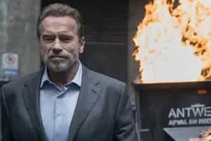 FUBAR: Schwarzenegger brilla en esta muy lograda comedia de acción que actualiza y ablanda su figura de “duro vintage”