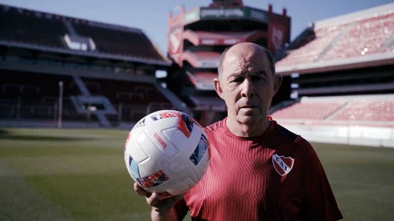 Ricardo Bochini, a los 67 años, tendrá su merecido homenaje en Independiente