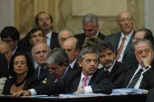 Las distintas posturas de los exfuncionarios de los gobiernos de Néstor y Cristina Kirchner ante el escándalo