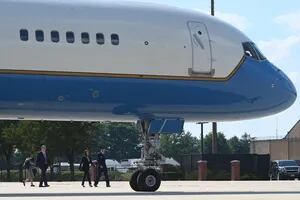 Air Force Two: el avión en el que viajaba Kamala Harris, “con problemas técnicos”