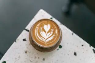 El flat white, de origen australiano, es el más pedido en Surry Hills Coffee