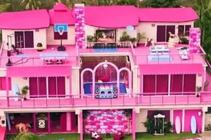 Los cambios en la casa de Barbie según pasan los años y la revolución femenina