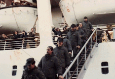 La historia de guardias ingleses y prisioneros argentinos reencontrados gracias al menú de un buque