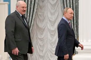 Lukashenko con Putin, el 18 de febrero pasado en el Kremlin