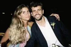 Tras la sincera entrevista de Shakira, Piqué se mostró cariñoso con su novia en pleno París