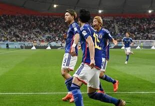 Ritsu Doan convierte el gol del empate de Japón ante Alemania