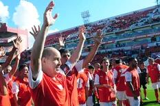 Bochini se hizo estadio: en medio la emoción, Independiente lo rebautizó con su mayor ídolo