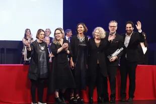 La Fundación Federico Jorge Klemm recibió un reconocimiento destinado a Entidades de Artes Visuales en los Premios Konex