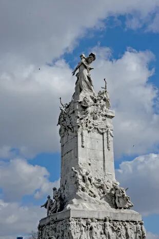 Monumento a los españoles