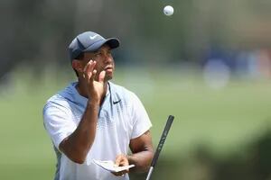 The Players: Tiger Woods levantó al público, pero Webb Simpson es el bastonero