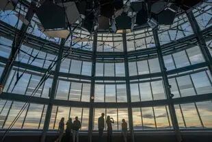 El espacio de encuentro ofrece una vista en 360°, a 125 metros sobre Barcelona