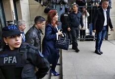 En silencio y desde la última fila, Cristina Kirchner escuchó las acusaciones