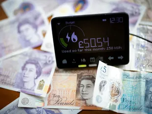 Se pronostica que la factura doméstica promedio que pagan los hogares ingleses ascienda 3.300 libras o 530 mil pesos al año
