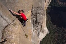 El impactante documental de la hazaña de un escalador sin cuerda ganó un Oscar