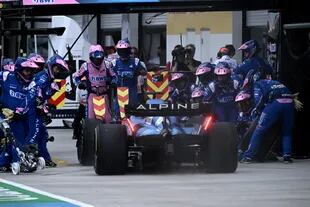 Alpine marcha sexto en el Mundial de Constructores y la ilusión que envolvía a Fernando Alonso en cómo jugaría las cartas el equipo con la nueva reglamentación empieza a desvanecerse