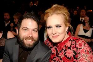Adele revela nuevos secretos de su divorcio de Simon Konecki en una nueva canción