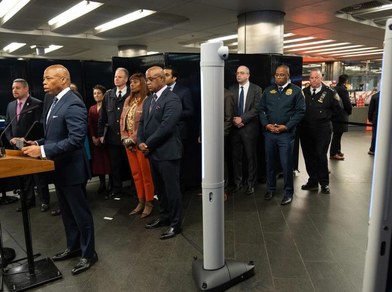 Eric Adams, el alcalde de la ciudad de Nueva York, presentó un sistema que podría implementarse en el metro