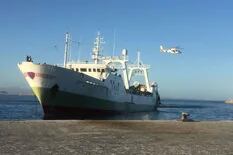 En fotos: así es el buque español detenido por Prefectura en aguas argentinas