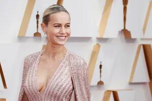 Oscar 2020: por qué las redes se obsesionaron con los pies de Brie Larson