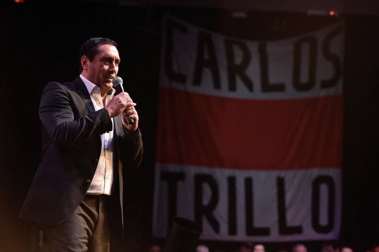 Carlos Trillo al terminar segundo y superar a Antonio Caselli; tendrá tres vocales por la minoría