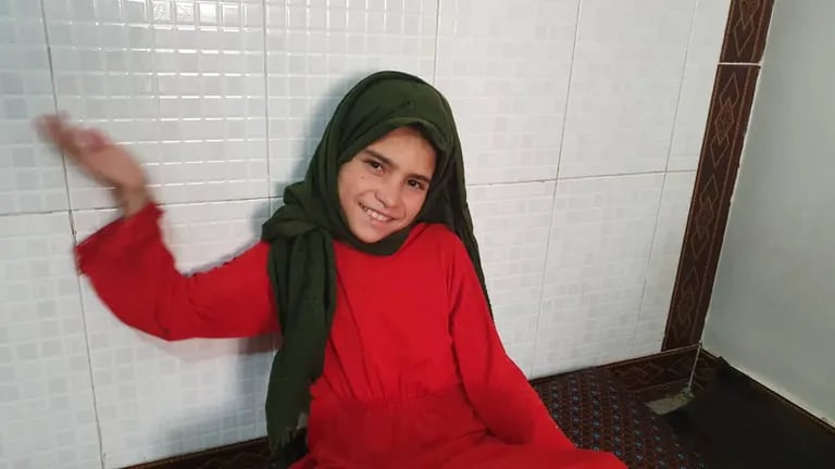 Matrimonio precoci in Afghanistan: “Abbiamo dovuto dare la nostra figlia di 10 anni per sopravvivere”