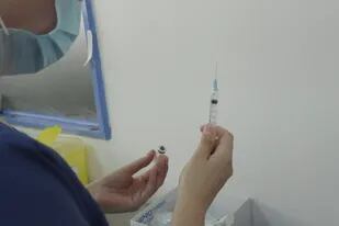 CanSino: Chile aprobó la vacuna chino canadiense y comenzará su aplicación en mayo