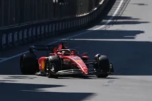 El piloto monegasco de Ferrari, Charles Leclerc, debió abandonar durante el Gran Premio de Fórmula 1 de Azerbaiyán.