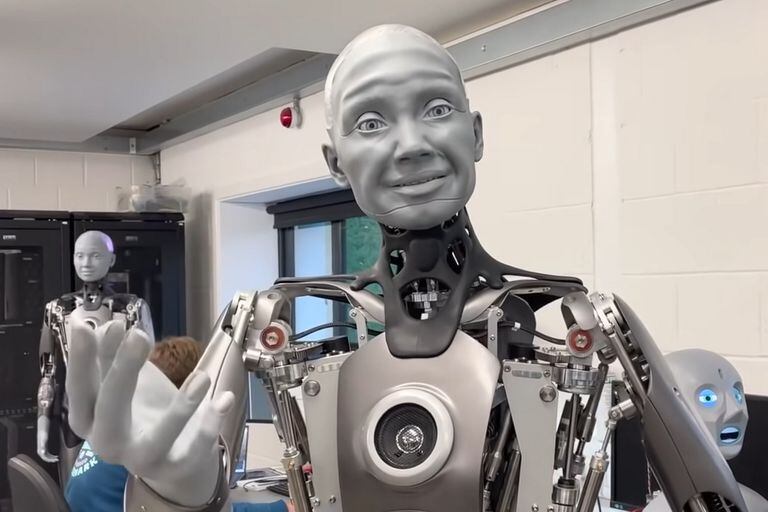 Inquietante: un video viral muestra los gestos realistas de un robot humanoide - LA NACION