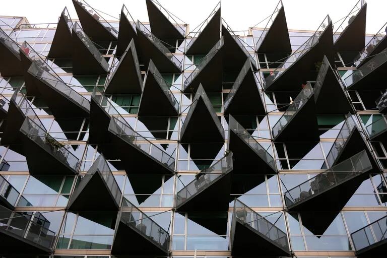 VM Houses, diseñado por JDS Architects y Bjarke Ingels Group, distrito de Orestad, Copenhague, Dinamarca