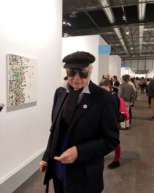 Julio Le Parc Infaltable, el artista radicado en París fue entrevistado ayer en el stand institucional de la Argentina. Participa en la sección “Diálogos” con distintas obras