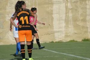 Fútbol femenino: el espectacular gol de Florencia Bonsegundo para el Valencia
