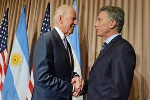 El vicepresidente de EE.UU. Joe Biden y Mauricio Macri