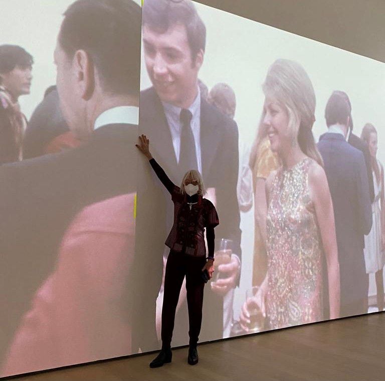 El público como obra de arte: “Minucode”, de Marta Minujín, con sala propia  en el MoMA - LA NACION