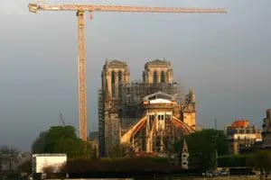 A un año del incendio de Notre Dame, la reconstrucción está paralizada