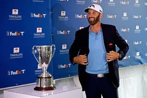 Golf: Dustin Johnson conquistó el tercer torneo y hay un nuevo caso de Covid-19