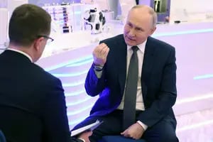 Las sorpresivas declaraciones de Putin sobre las elecciones de EE.UU. y su entrevista con Tucker Carlson