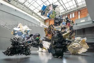 En la Usina del arte continúa hasta abril Humana, instalación de Jessica Trosman y Martín Churba, con talleres de reciclado