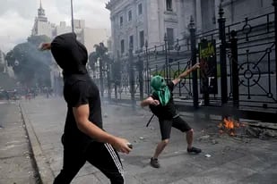 Violencia contra el Congreso: atacaron el despacho de Cristina Kirchner en el Senado