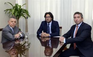 Oyarbide, ayer, con Garavano y Otamendi, al presentar su renuncia