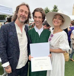 Kate Hudson junto al padre de su hijo Ryder, Chris Robinson
