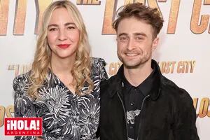 Daniel Radcliffe posó con su novia Erin por segunda vez tras diez años de amor