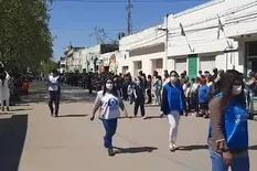 Mientras desfilaban alumnos y enfermeros, en un municipio de La Cámpora atacaban a la oposición