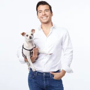 In addition to his interest in film and television, Manolo has a line of Canini dog products, inspired by his dog Baguette