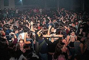 A la discoteca Pachá, de Costanera Norte, cada sábado iban a bailar alrededor de 3000 personas
